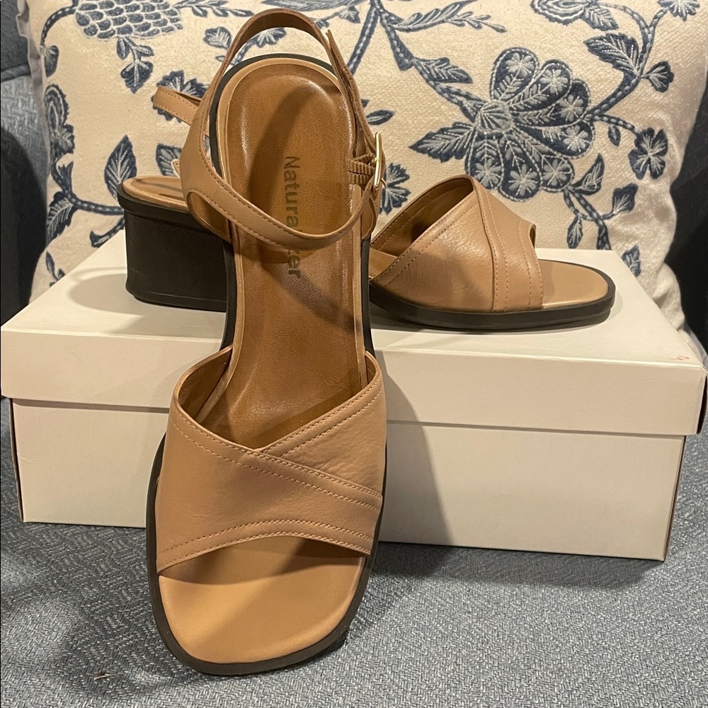 Naturalizer Women's Sand Dune Leather Sandals